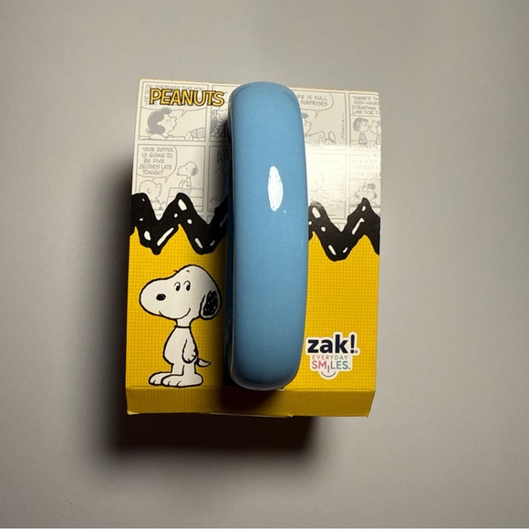 Snoopy Blue Color-Changing Mug - Picture 2 of 6